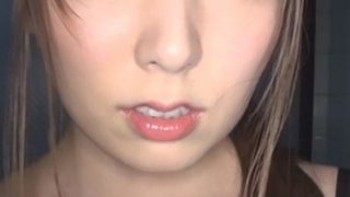 美乳を揉まれ、顔面騎乗位でオマ●コを男の顔に押し付けて軽イキ。寝バックで生ハメ。お掃除フェラも堪能 波多野結衣